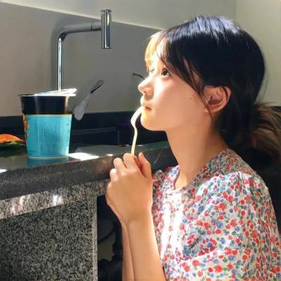 蕾哈娜内衣秀4